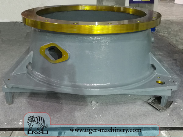 2 sandvik cone crusher bottom shell