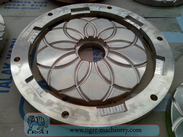 2 cone crusher wear plate