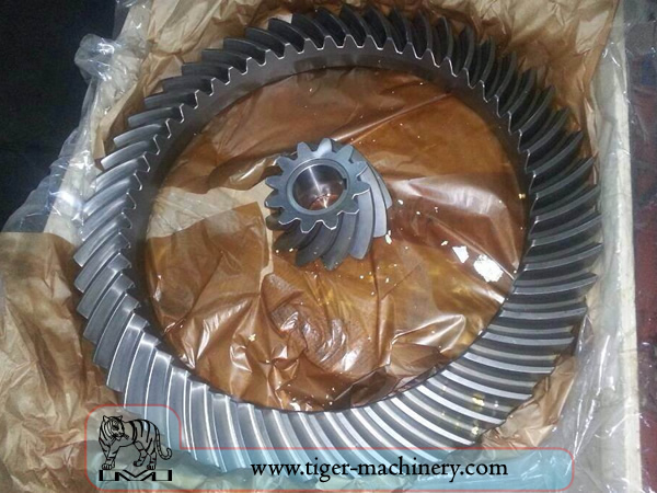 3 crusher sandvik gear pinion